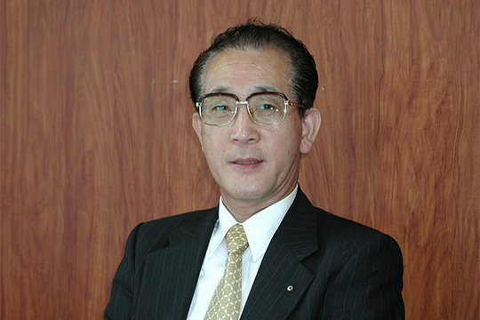 会長・八幡滋郎